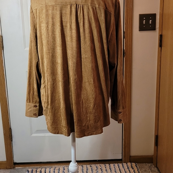 NWOT Chico's button down top chico's sz 3 which is U.S. size 16/18. - Picture 9 of 10